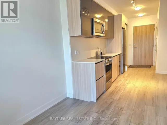 526 - 3100 KEELE STREET, Toronto (Downsview-Roding-CFB), Ontario M3M0E1