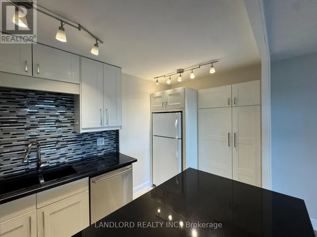 1105 - 20 SPEERS ROAD, Oakville (CO Central), Ontario L6K3R5