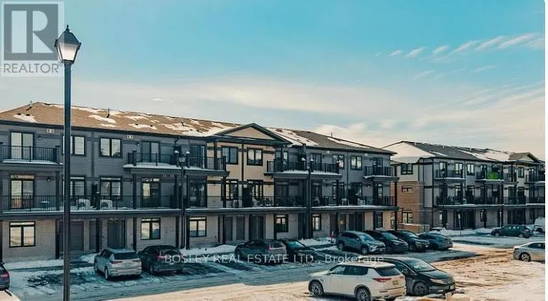 76 LOMOND LANE, Kitchener, Ontario N2R0T6