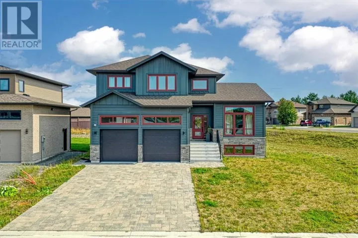 27 Noah Court, Sudbury, Ontario P3B0G9