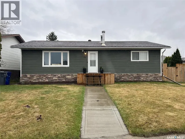 23 Marion CRESCENT, Meadow Lake, Saskatchewan S9X1B7