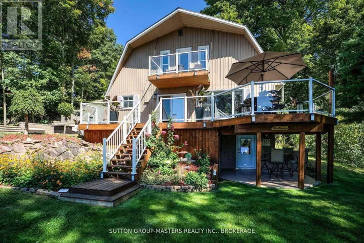 802 MAPLE ROCK LANE, Front of Leeds & Seeleys Bay, Ontario K0E1N0