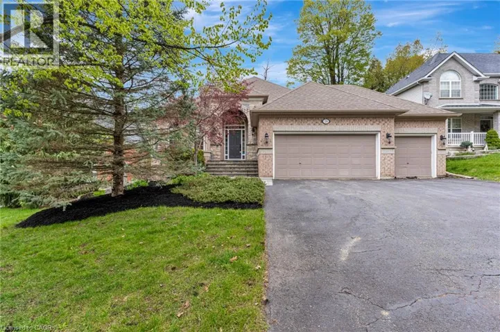 18 WOODMANS Court, Kitchener, Ontario N2P2B2