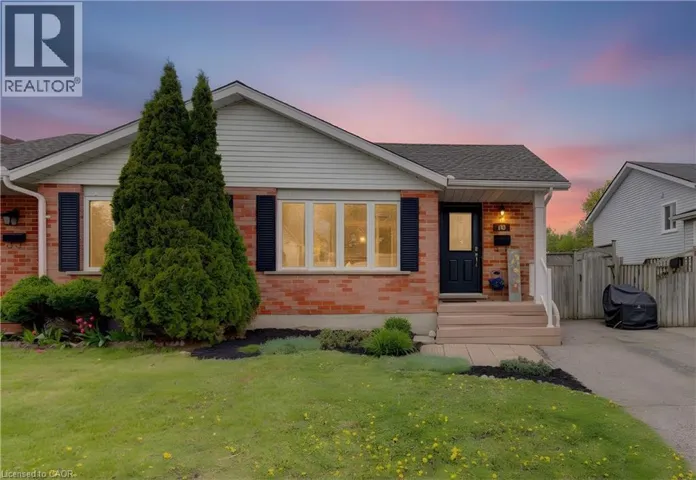 108 OPRINGTON Court, Kitchener, Ontario N2N3E1