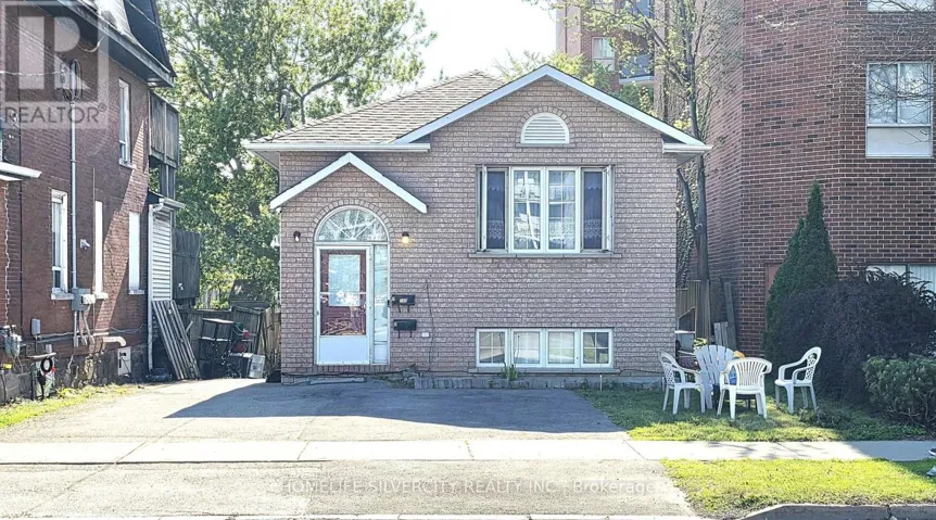 150 CENTRE STREET S, Oshawa (Central), Ontario L1H4A4