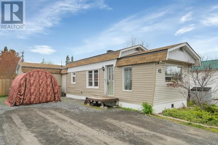 42 - 3535 ST JOSEPH BOULEVARD, Ottawa, Ontario K1C1T1