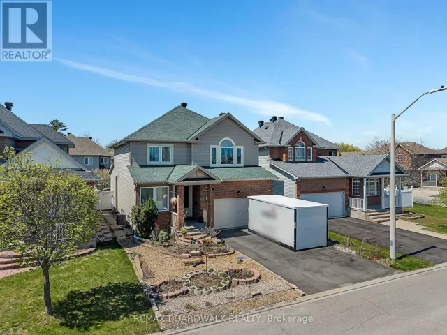 102 MOSSWOOD COURT, Ottawa, Ontario K1V0N6