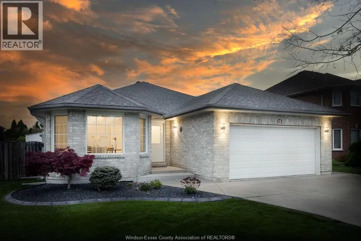 571 BANWELL ROAD, Windsor, Ontario N8P1J8