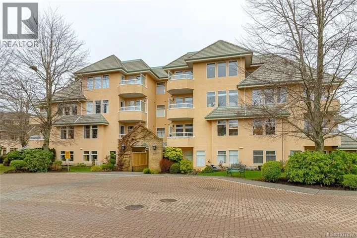 201 2311 Mills Rd, Sidney, British Columbia V8L2C3