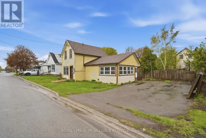 58 JOHN STREET, Quinte West (Trenton Ward), Ontario K8V1J8