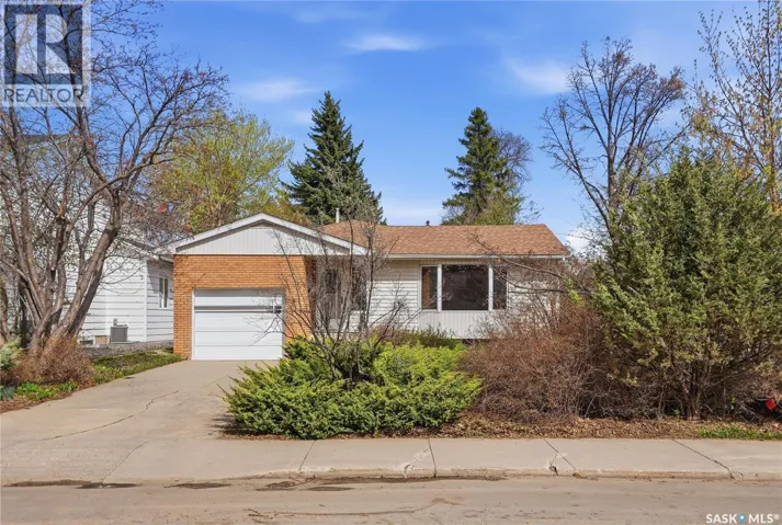 517 Copland CRESCENT, Saskatoon, Saskatchewan S7H2Z4