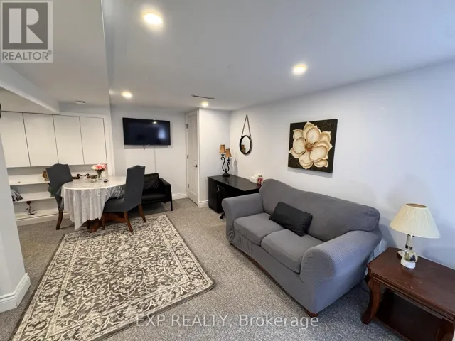 16 HAIDA DRIVE, Aurora (Aurora Heights), Ontario L4G3C7