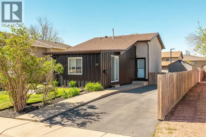20 Columbia Bay W, Lethbridge, Alberta T1K5A7