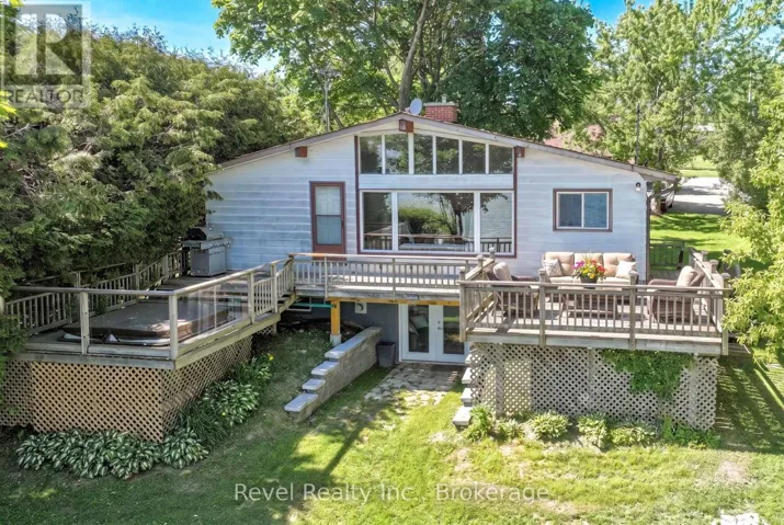 18 LAKEVIEW BOULEVARD, Kawartha Lakes (Little Britain), Ontario K0M2C0