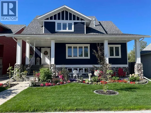 5024 45 Street, Sylvan Lake, Alberta T4S1C3