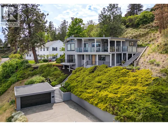 2674 Lakeview Road, West Kelowna, British Columbia V1Z1Y7