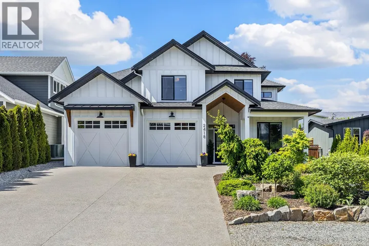 2418 Crestview Road, West Kelowna, British Columbia V1Z1Z2