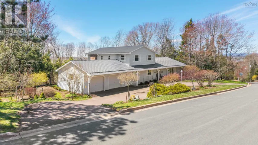40 FUNDY Drive, Truro, Nova Scotia B2N5Z3