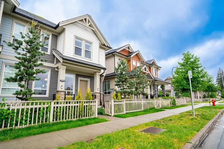 20478 78 AVENUE, Langley, British Columbia V2Y4K3