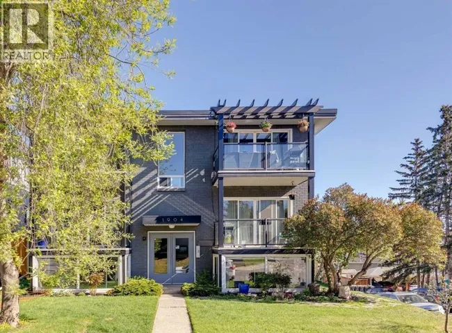 302, 1904 28 Avenue SW, Calgary, Alberta T2T1K1