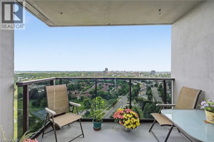 50 MISSISSAUGA VALLEY Boulevard Unit# 1516, Mississauga, Ontario L5A3S2