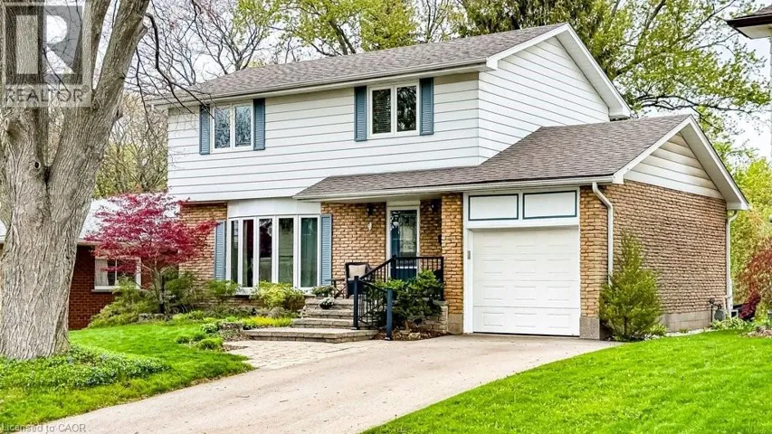 19 CHATEAU Court, Hamilton, Ontario L9C5P3