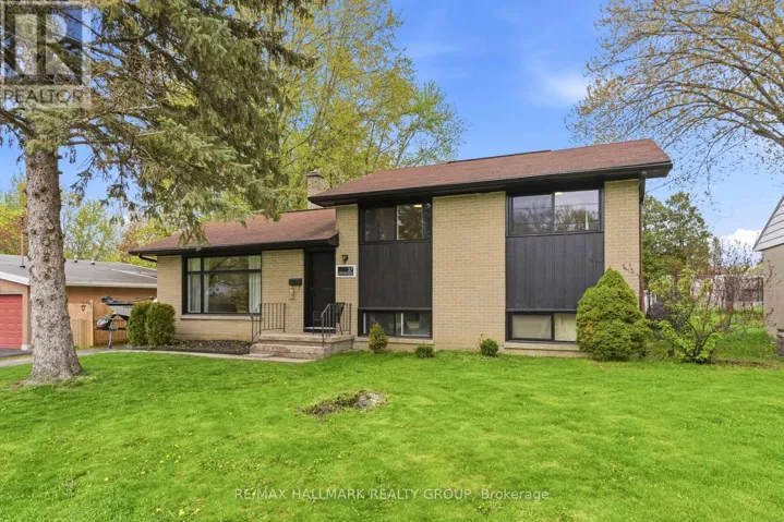 37 BROOKVIEW CRESCENT, Brockville, Ontario K6V4N9