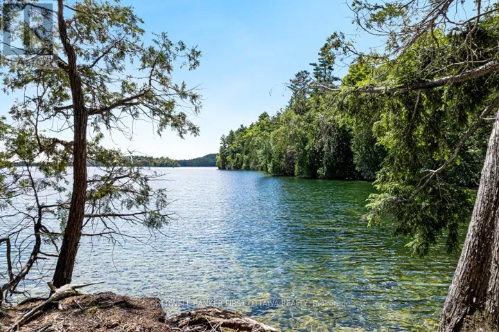 000 PALMERSTON LAKE, Frontenac (Frontenac North), Ontario K0H2J0