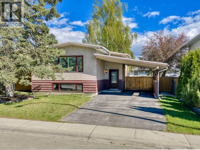 83 Brazeau Crescent SW, Calgary, Alberta T2W0Z2