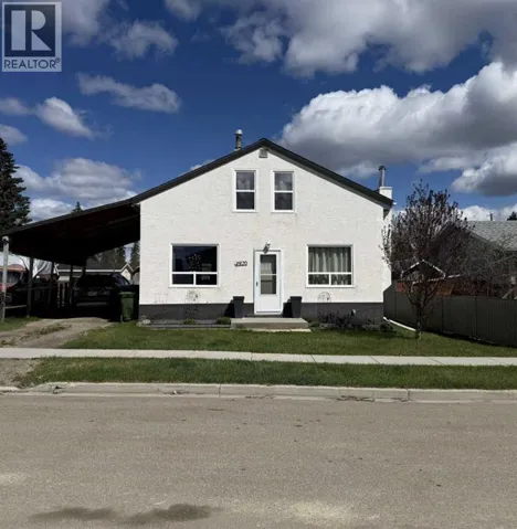 4820 17 Avenue, Edson, Alberta T7E1V6