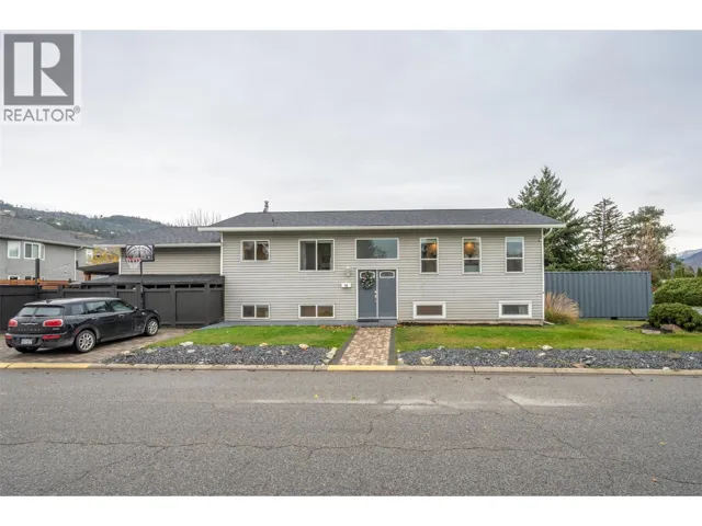 98 Dauphin Avenue, Penticton, British Columbia V2A6V8