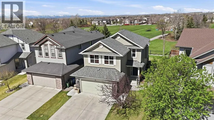 72 Drake Landing Crescent, Okotoks, Alberta T1S0E6