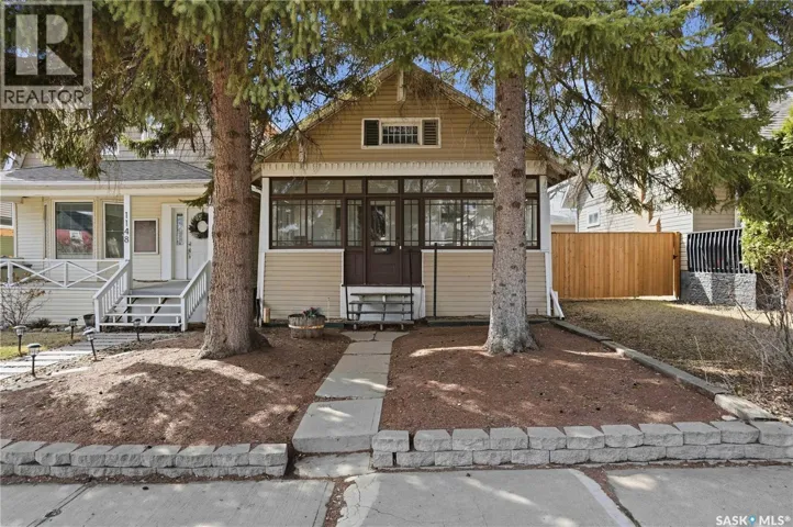 1150 3rd AVENUE NE, Moose Jaw, Saskatchewan S6H1G1