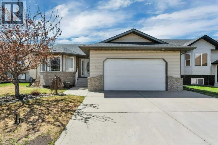 27 Ramage Crescent, Red Deer, Alberta T4P4A5
