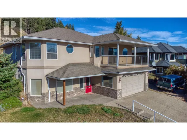 2024 Mountain View Avenue, Lumby, British Columbia V0E2G0