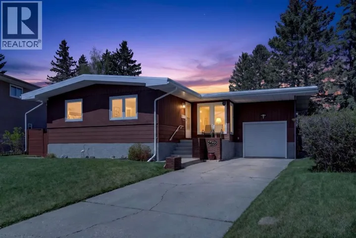 26 Cardiff Place NW, Calgary, Alberta T2K1S3