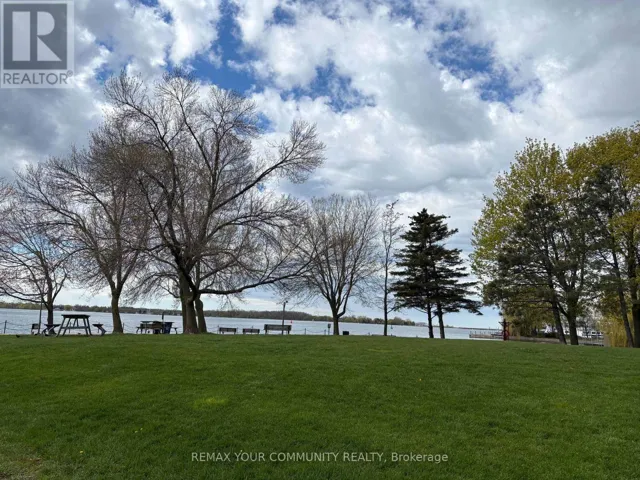 1217 - 33 HARBOUR SQUARE, Toronto (Waterfront Communities), Ontario M5J2G2