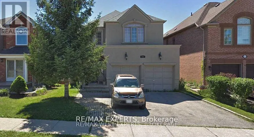 221 MATTHEW DRIVE, Vaughan (East Woodbridge), Ontario L4L9B1