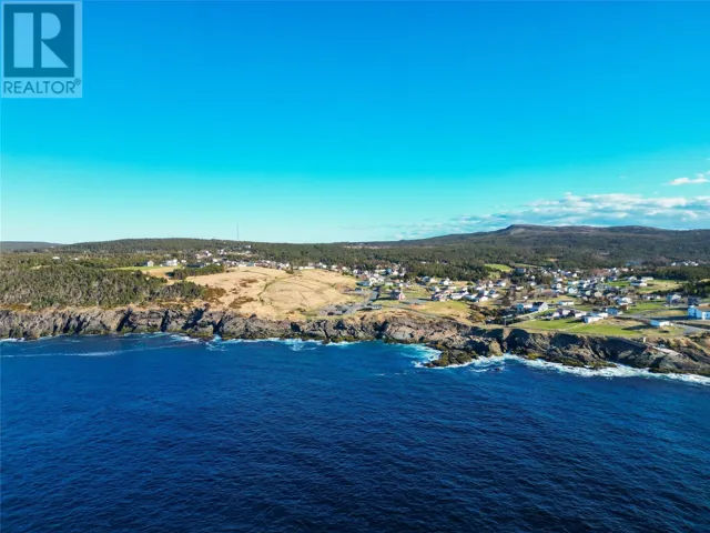 16 Bank Road, Pouch Cove, Newfoundland & Labrador A0A3L0