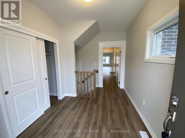 70 SAMUEL AVENUE, Pelham (Fonthill), Ontario L0S1E1