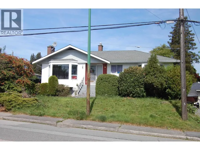 9251 10TH AVENUE, Burnaby, British Columbia V3N2T3