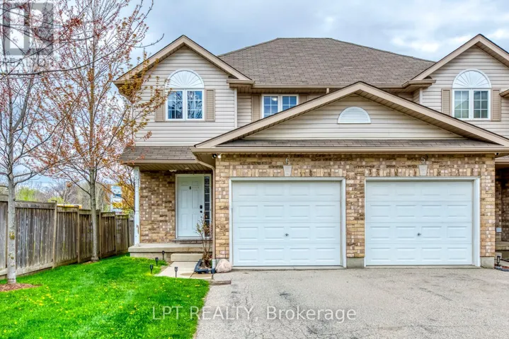6 - 10 FALLOWFIELD DRIVE, Kitchener, Ontario N2C0A4