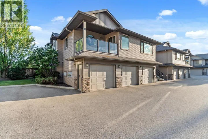 3350 Woodsdale Road Unit# 205, Lake Country, British Columbia V4V2R7