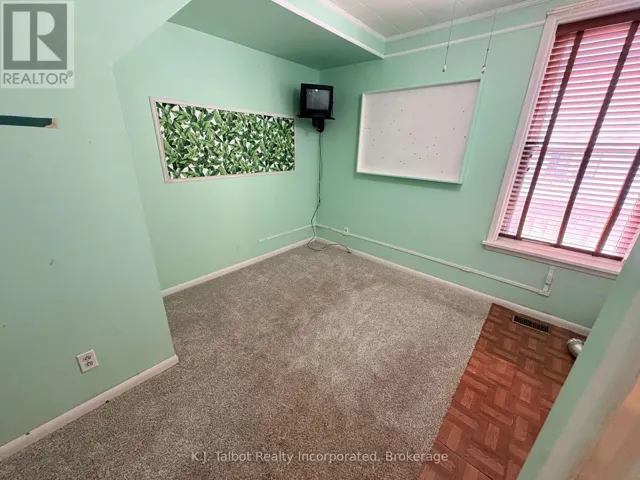 780