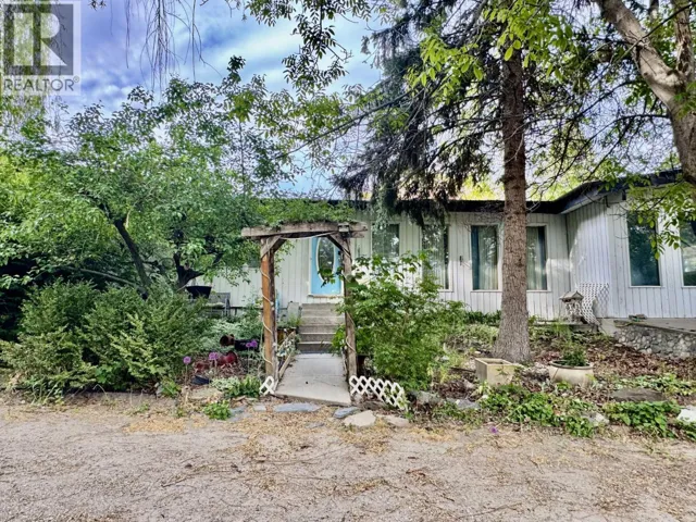4976 Nash Street, Peachland, British Columbia V0H1X8