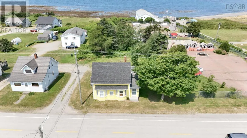 8137 Highway 1, Meteghan, Nova Scotia B0W2J0