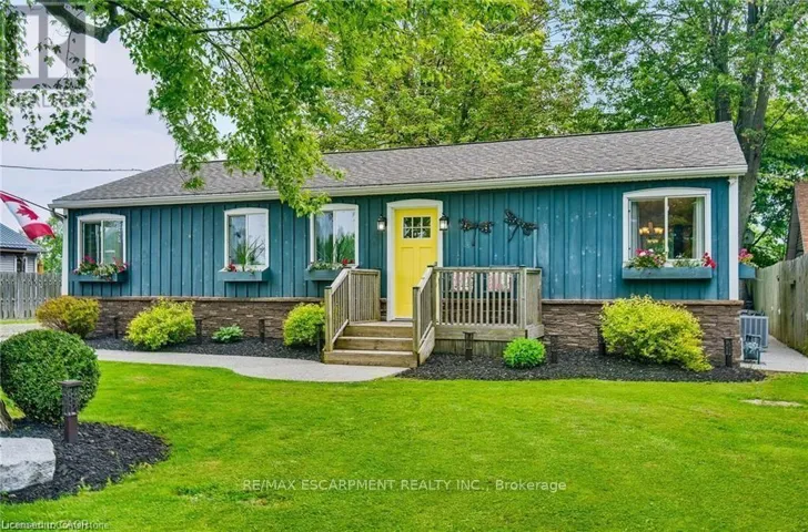 8 BEACH ROAD, Haldimand (Dunnville), Ontario N0A1K0