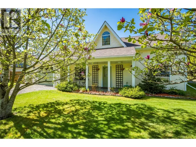 661 C Avenue, Kaslo, British Columbia V0G1M0