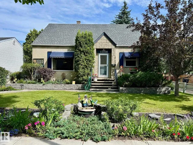 13908 117 AV NW, Edmonton, Alberta T5M3J4