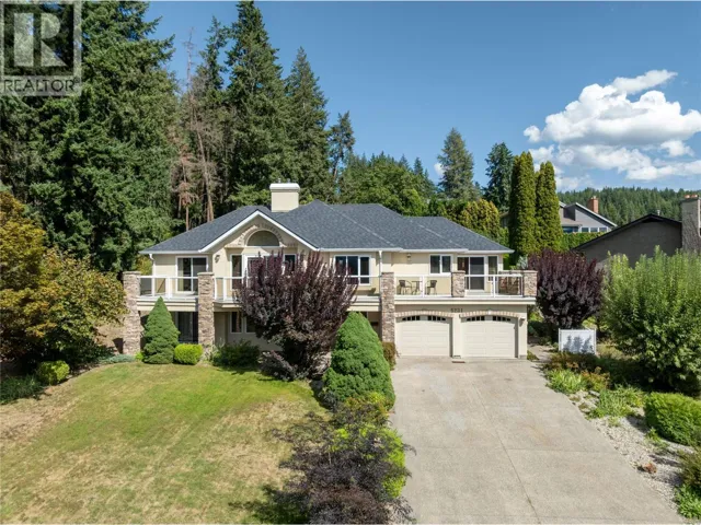 5231 11 Street NE, Salmon Arm, British Columbia V1E3N3